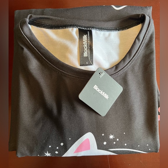 BlackMilk Yin Yang Cat Oversized Long Sleeve BFT (Boyfriend Fit Tee) - Picture 10 of 11